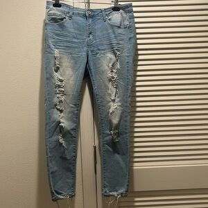 Blue Gogo jeans, 11/30. Perfect for any occasion!